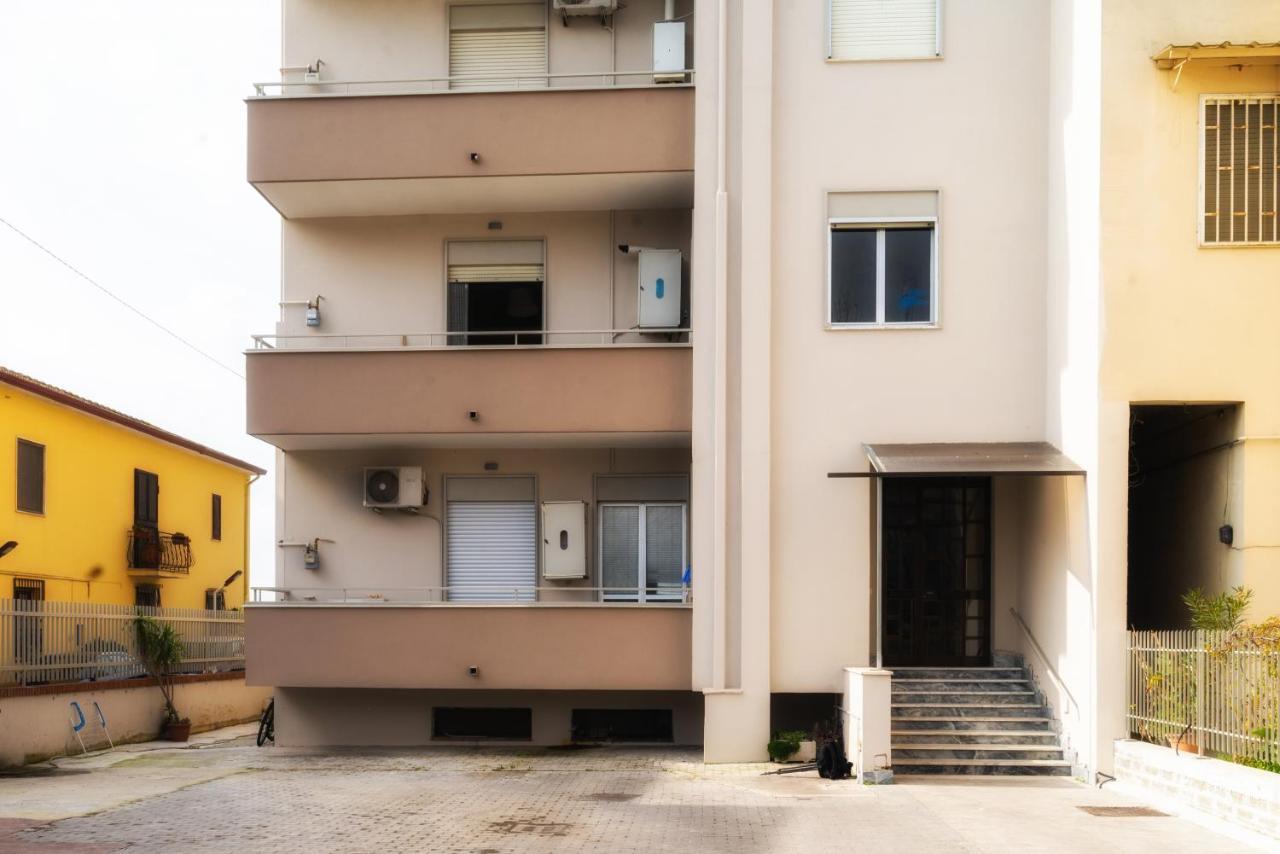 B&B Porta Roma Капуа Екстер'єр фото